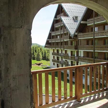 O - Sancy De Tourisme Lejlighedshotel Super Besse